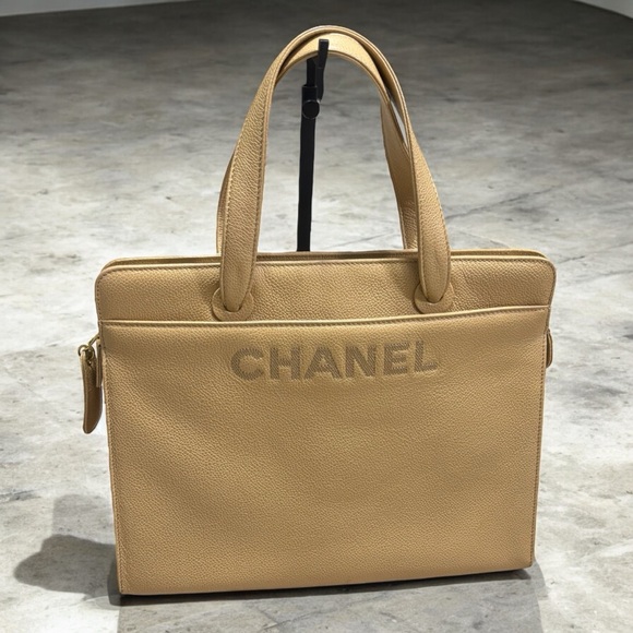 Vintage Caramel Caviar CHANEL Tote - Picture 2 of 13